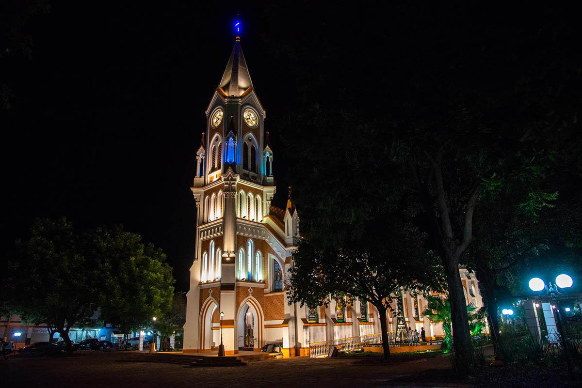 casamento igreja Matriz Paróquia Nossa Senhora Aparecida em Jardinópolis-SP