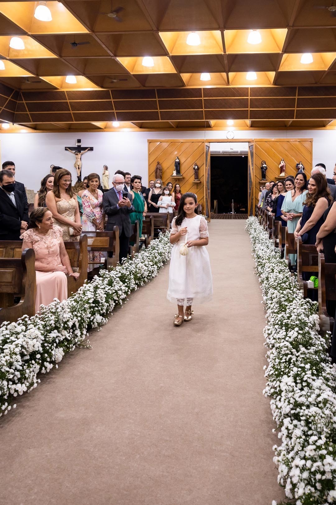 daminha com as alianças