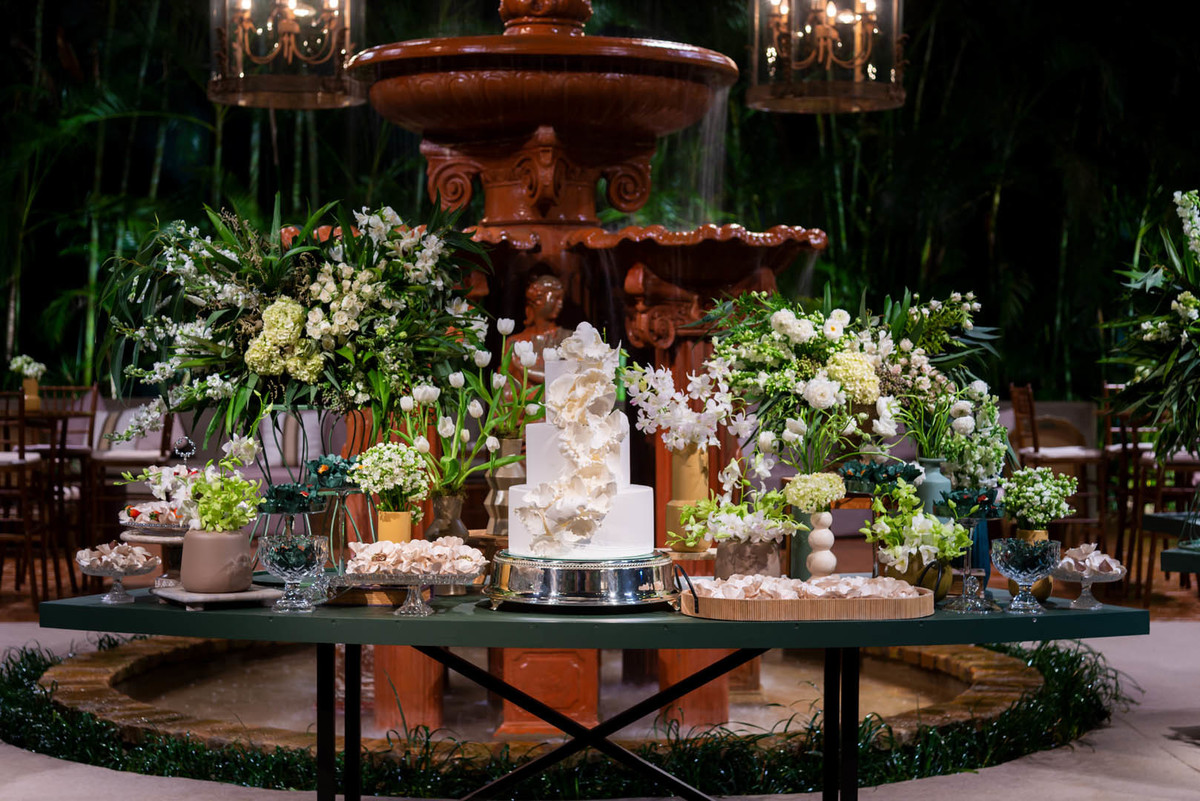 bolo de casamento no le jardin