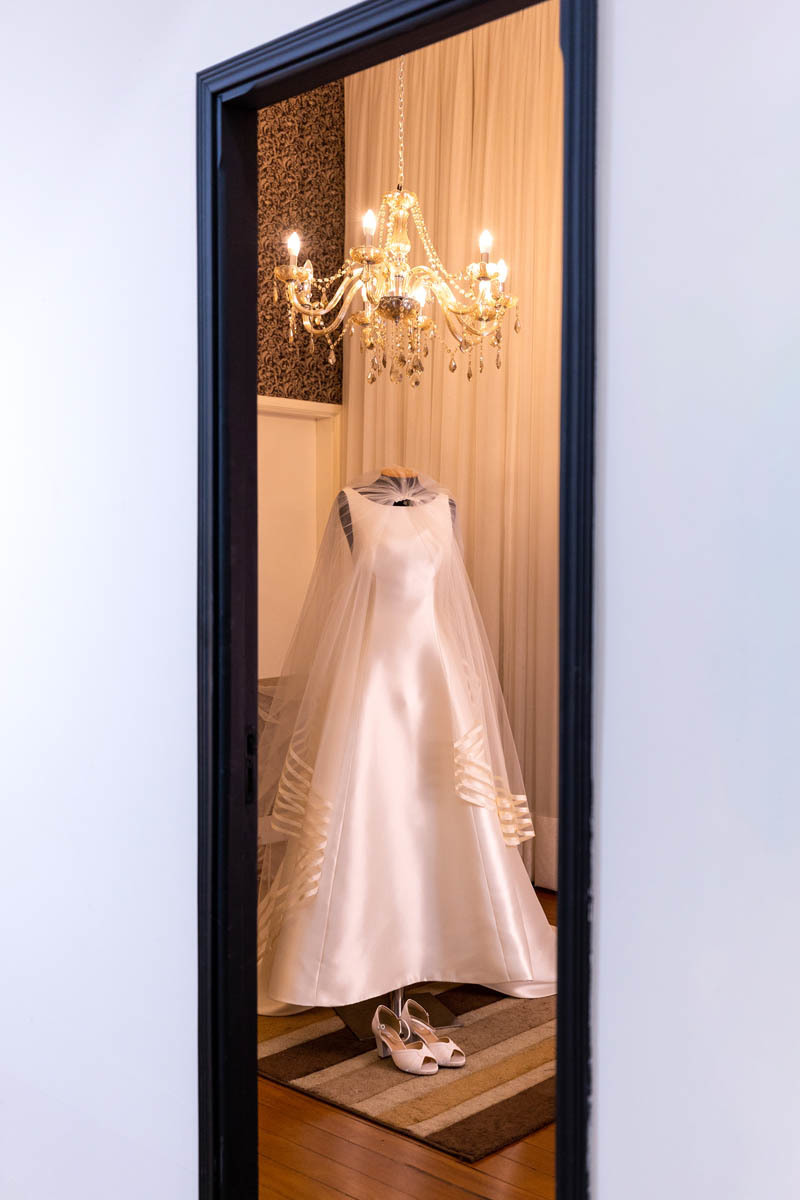 detalhe do vestido da noiva