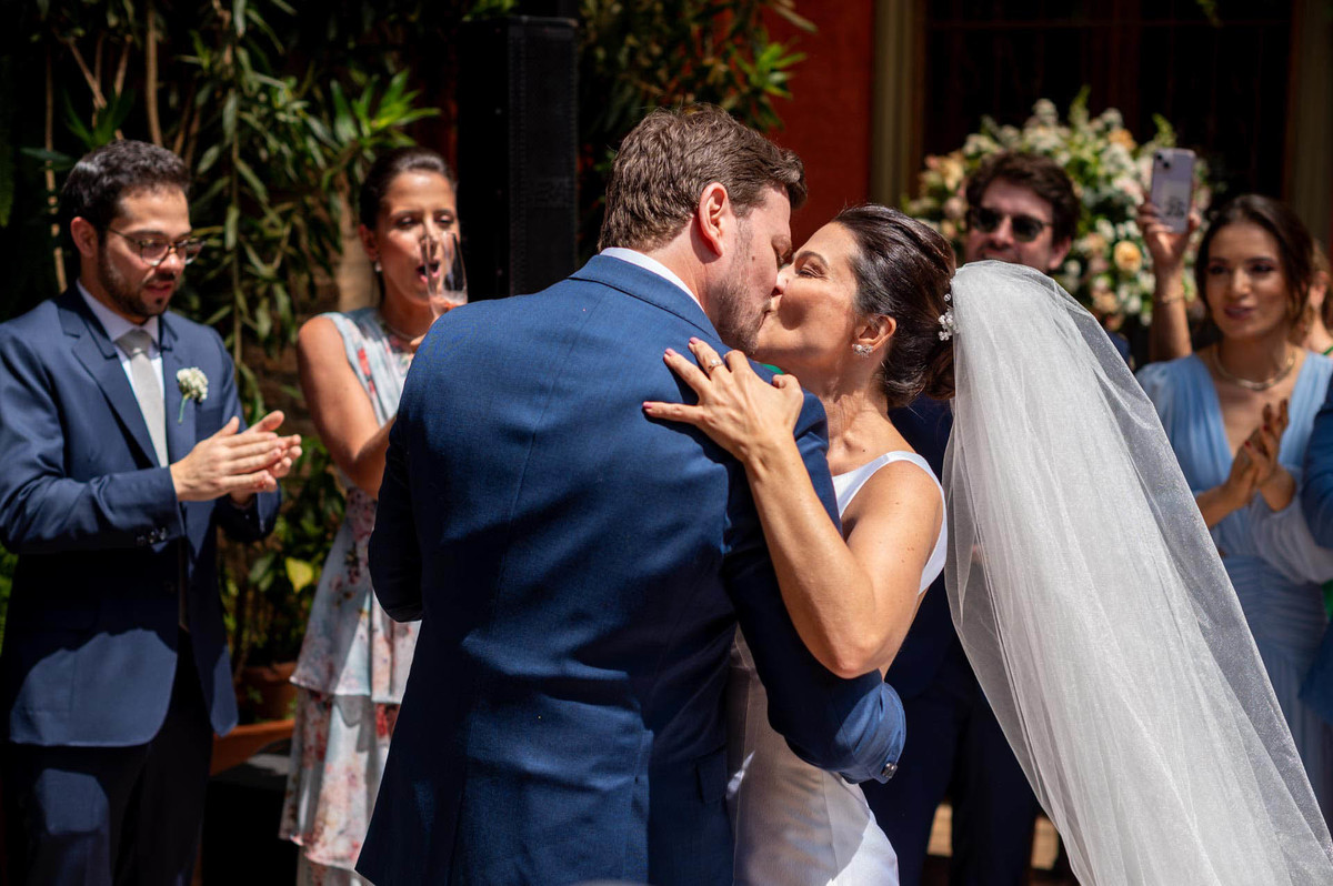 beijo dos noivos restaurante amici