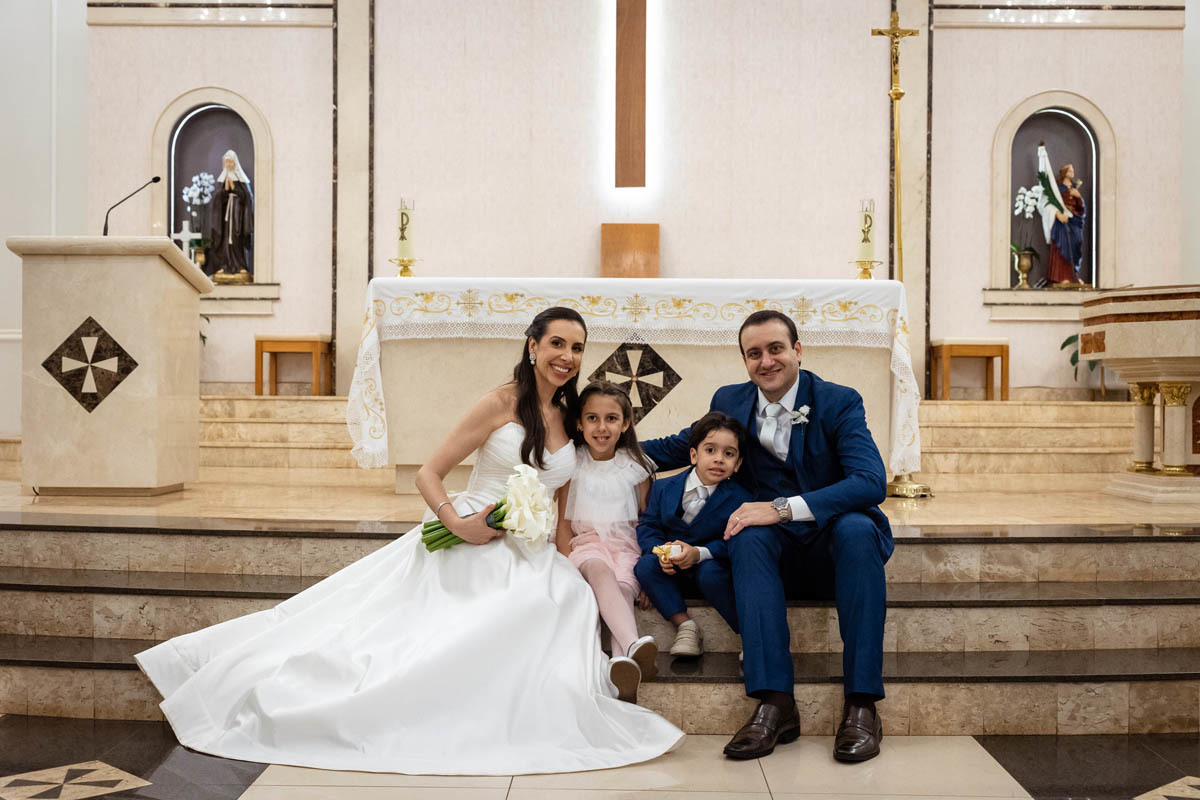 noiva com a familia casamento Igreja Santa Angela Ribeirao Preto SP