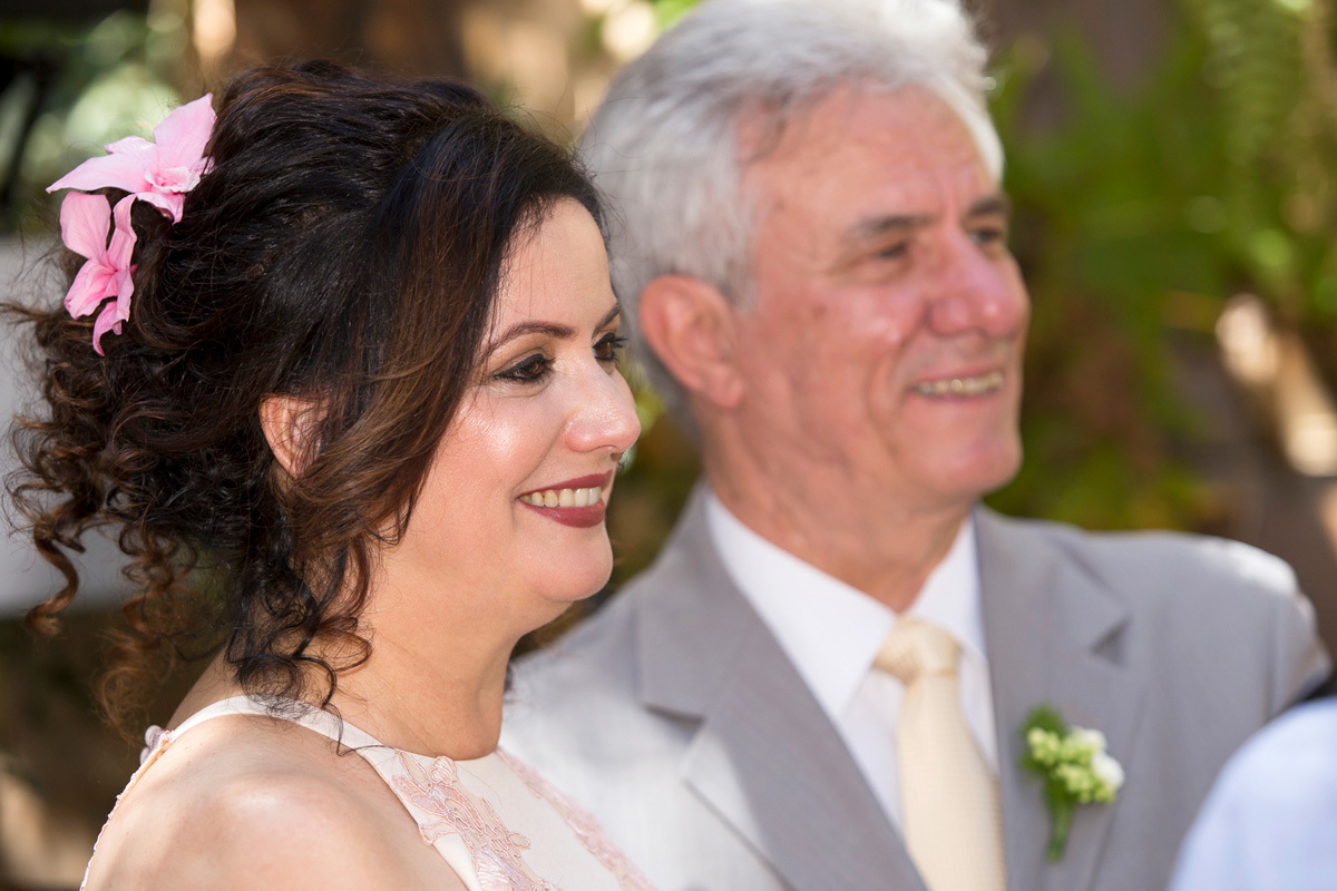 felicidade dos pais da noiva no casamento de Aline e Manoel