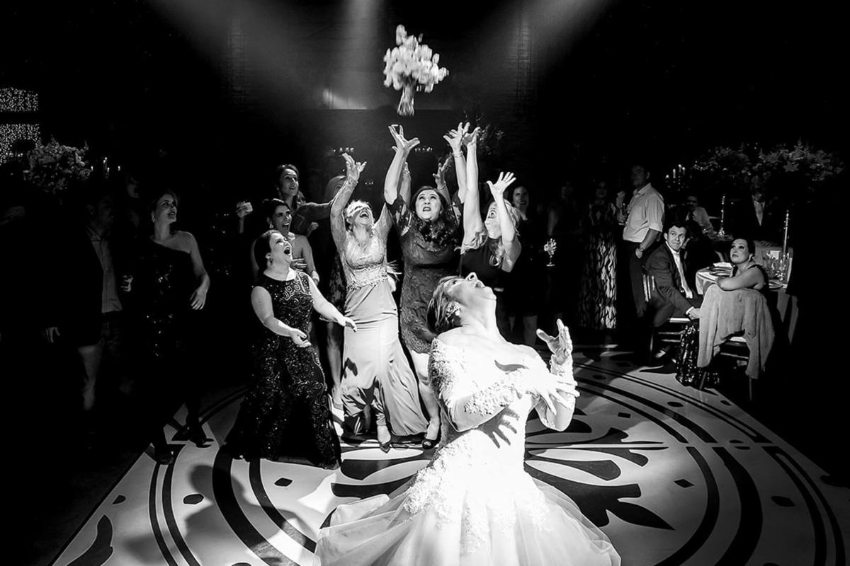 Foto premiada com Menção honrosa pela Inspiration Photographers do casamento na Villa Casuarina em Batatais