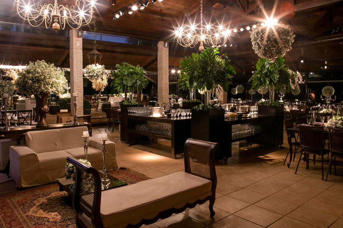 linda decoração na Casa de Campo em Ribeirão Preto - SP