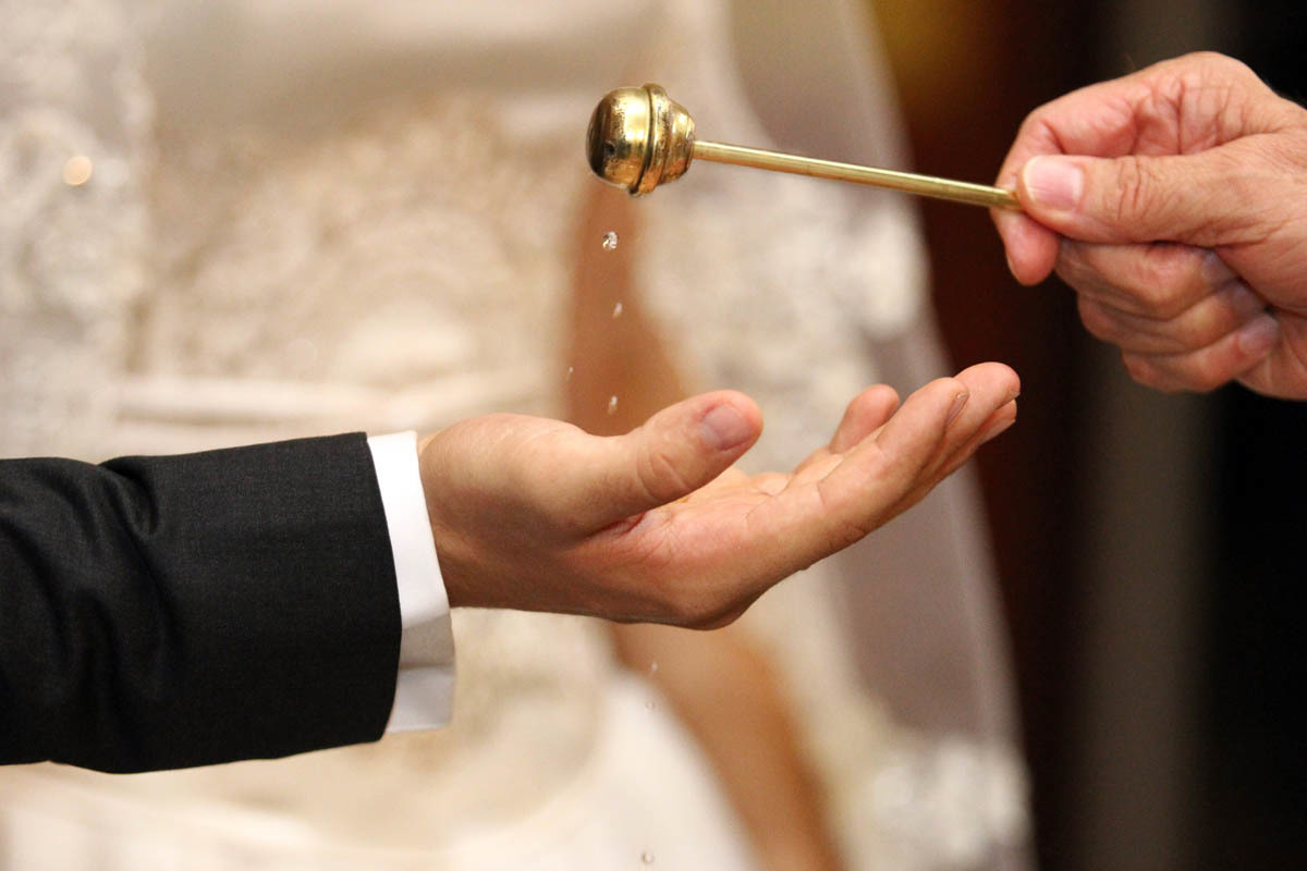 detalhe da benção das alianças no casamento de Fábio e Juliana - Ribeirão Preto - SP