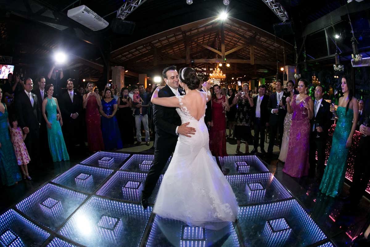 dança dos noivos na Villa do Lago em Ribeirão Preto