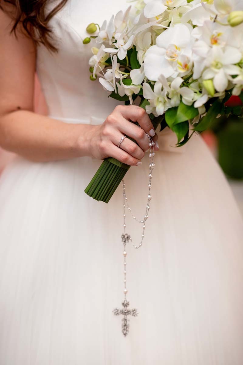 Detalhes do terço da noiva, casamento Carolina e Gustavo, Espaço Golf Ribeirão Preto SP