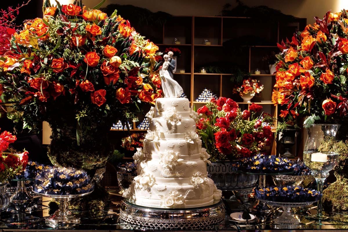 decoração Villa Casuarina Batatais, Casamento Fabíola e Miguel, mesa do bolo