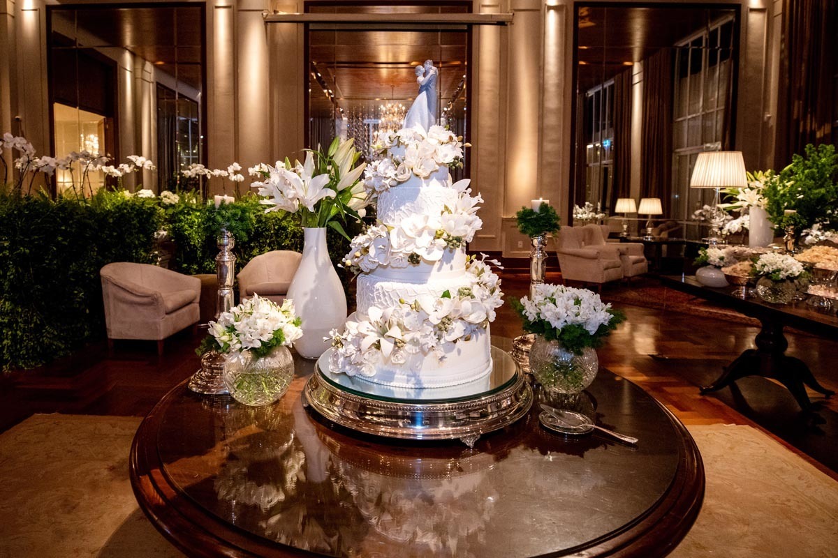 lindo bolo de casamento espaço Golf Ribeirão Preto