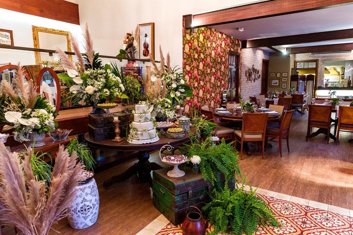 detalhes mesa do bolo no ristorante amici ribeirao preto