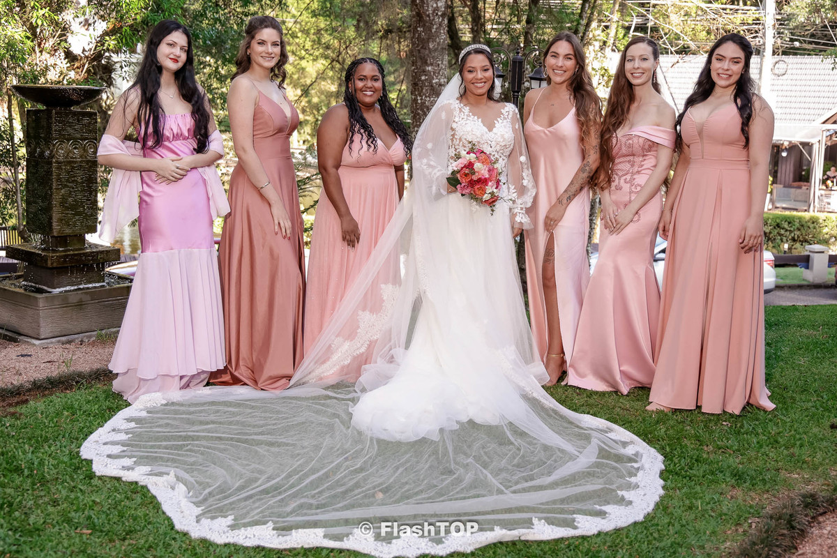 noiva com as madrinhas