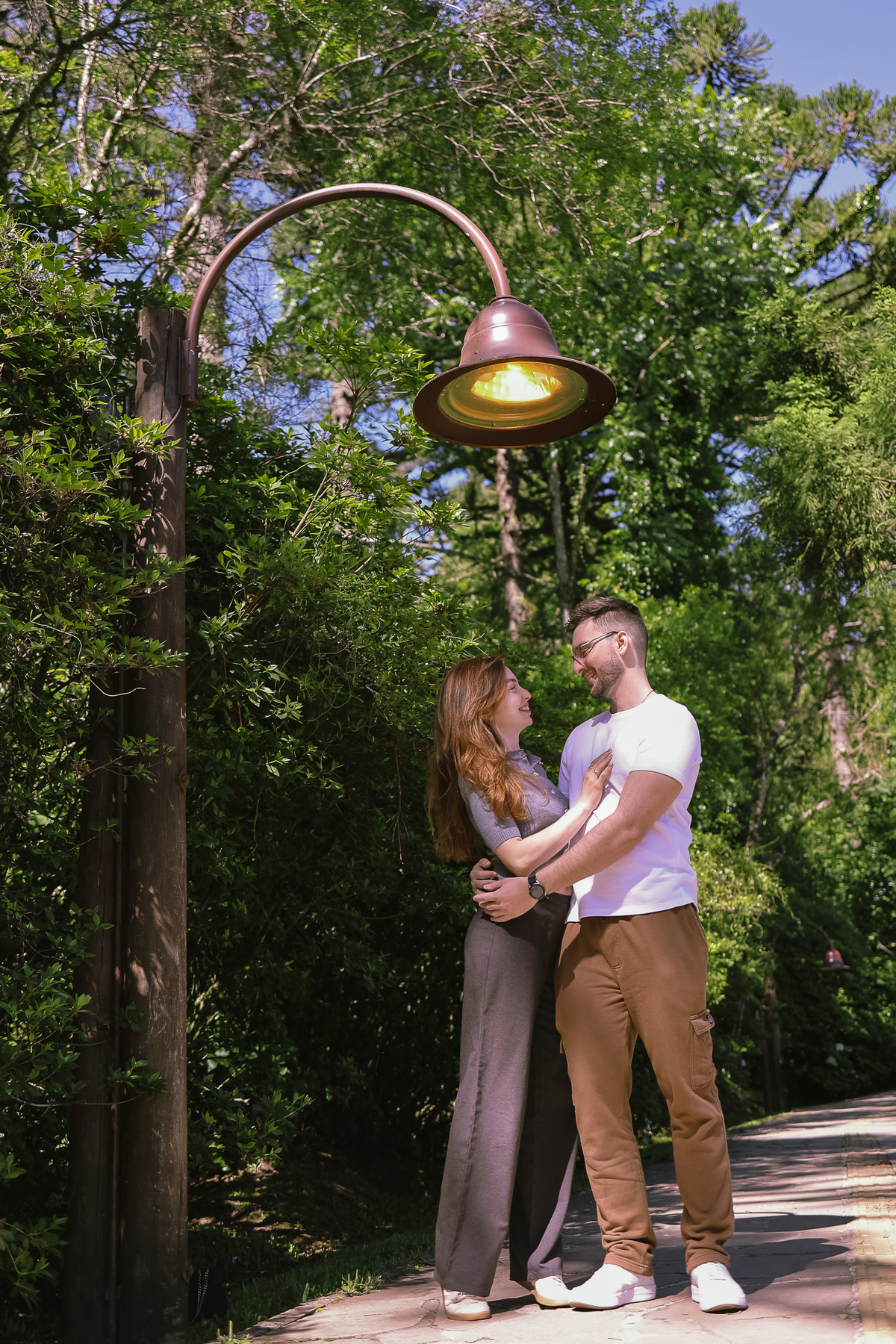 Pedido casamento gramado