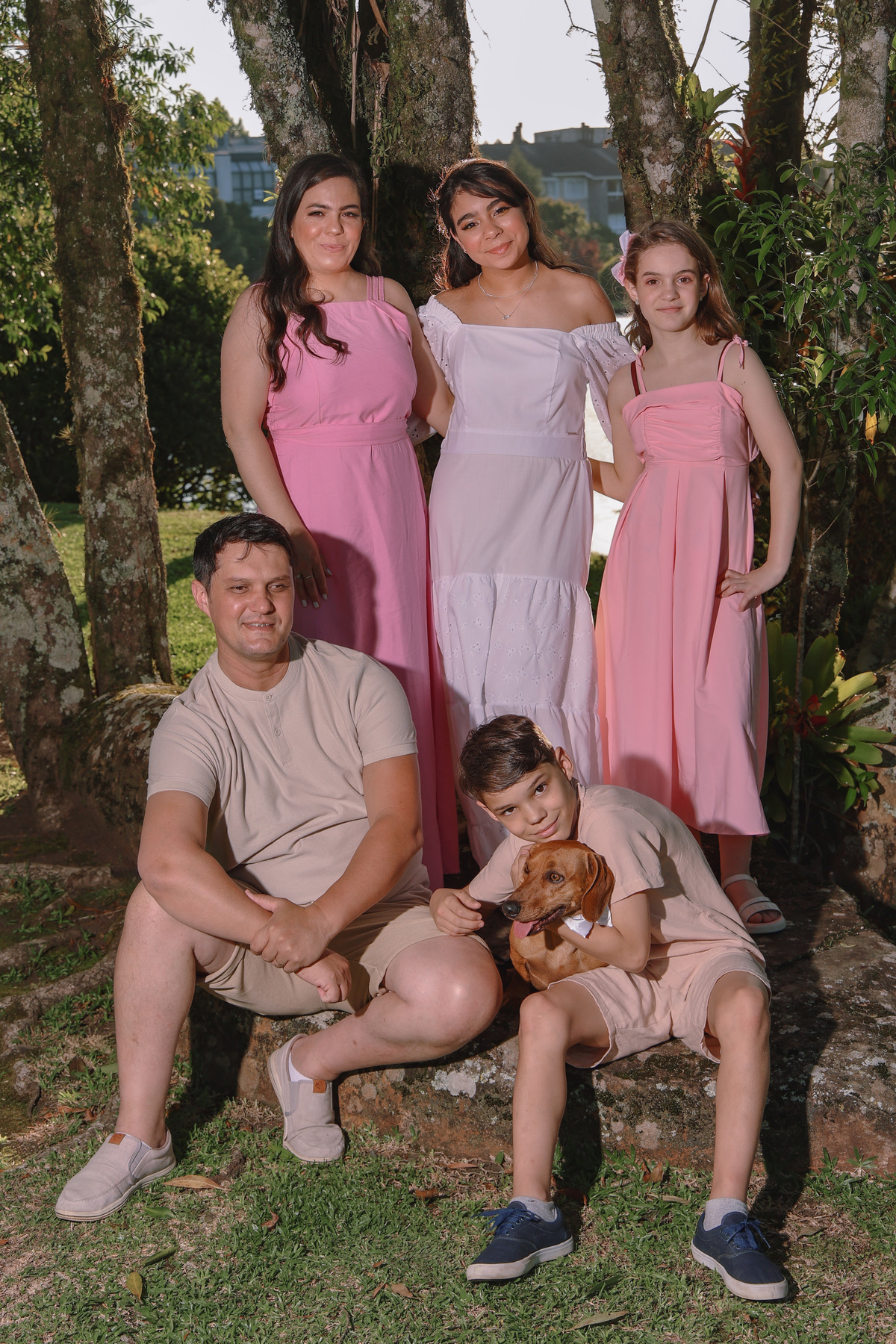 ensaio fotográfico de 15 anos com família e pet