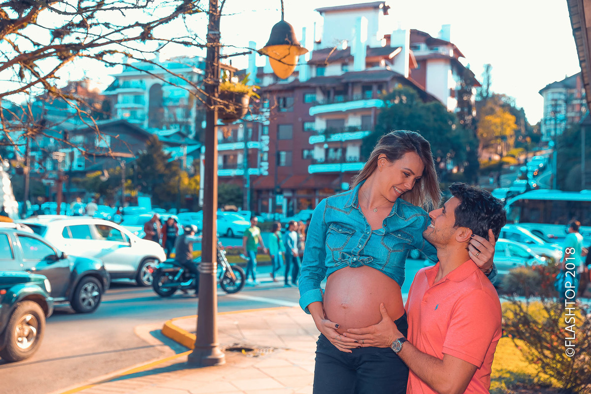 Lindo casal Aline e Marcelo Garcia, a espera da Isabela em Gramado
