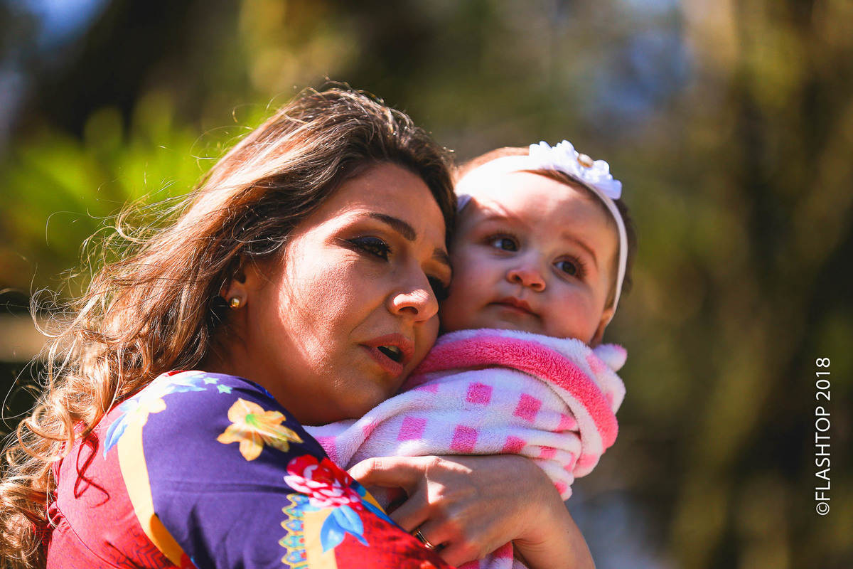 Dia de família Feliz, 1 aninho Martina
internacional em canela e gramado