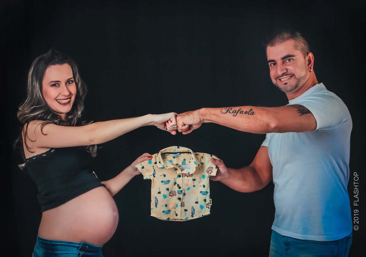 Sessão Fotográfica gestante em estúdio em Gramado e Canela