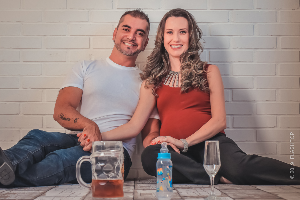 Sessão Fotográfica gestante em estúdio em Gramado e Canela