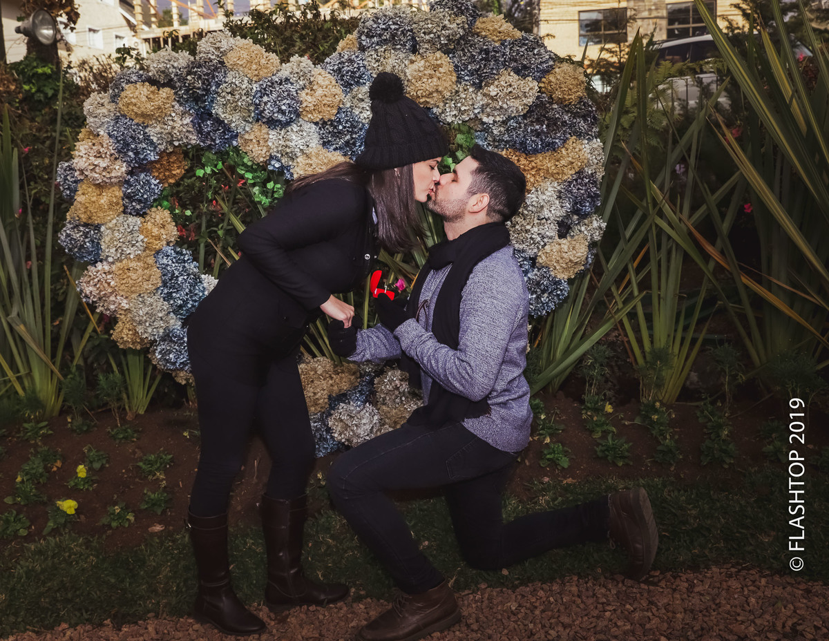 Pedido de casamento no Jardim do Amor em Gramado e canela
