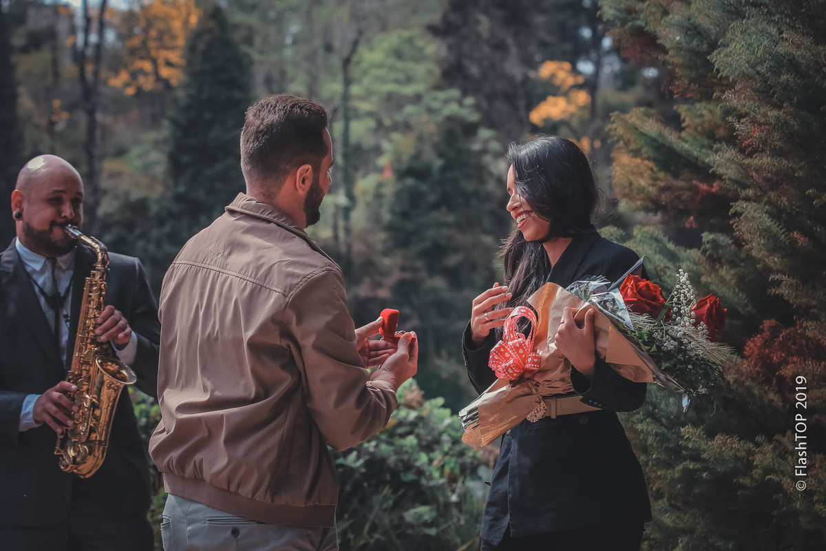 Pedido de casamento às margens do Lago Negro