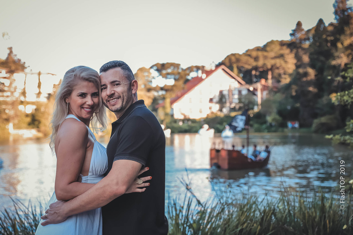 Ensaio fotográfico casal em Gramado jardim do amor