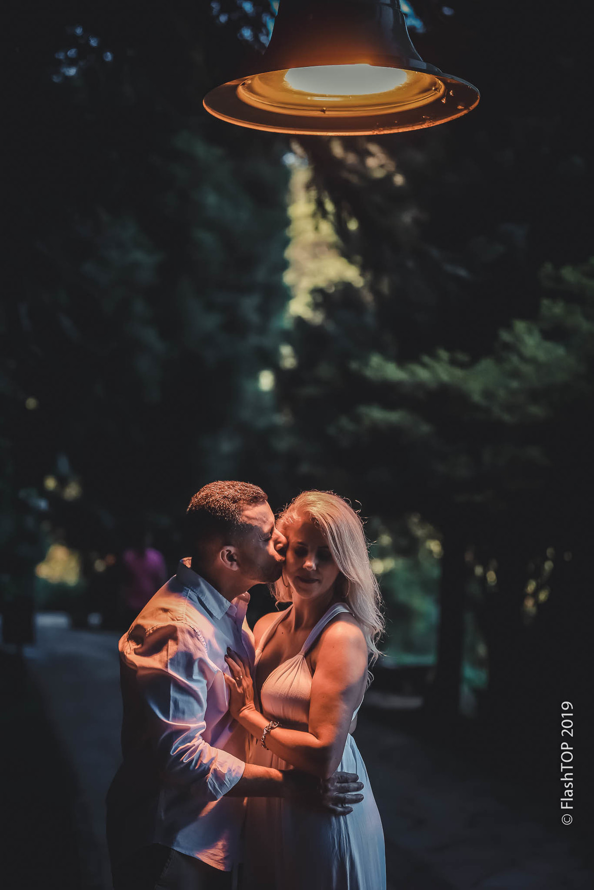 Ensaio fotográfico casal em Gramado jardim do amor