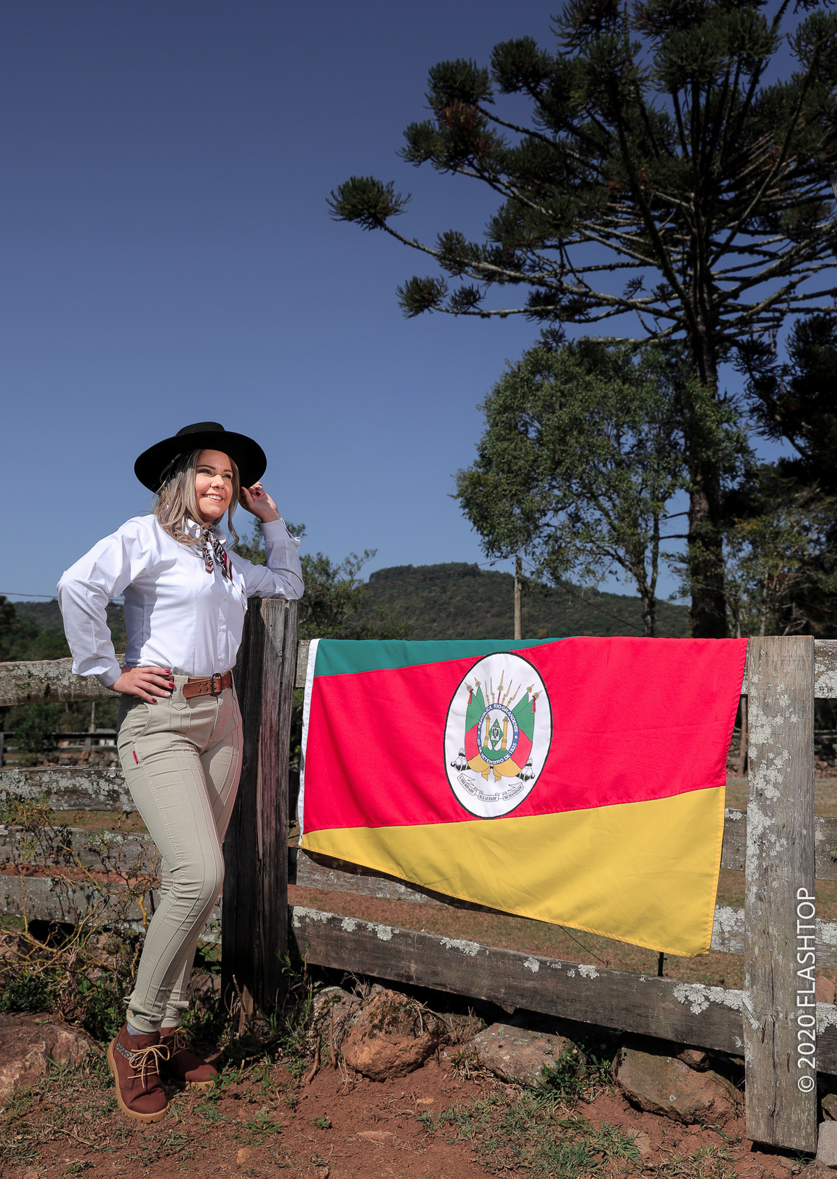 Ensaio fotográfico dos 15 anos no sítio tradição em Gramado e Canela