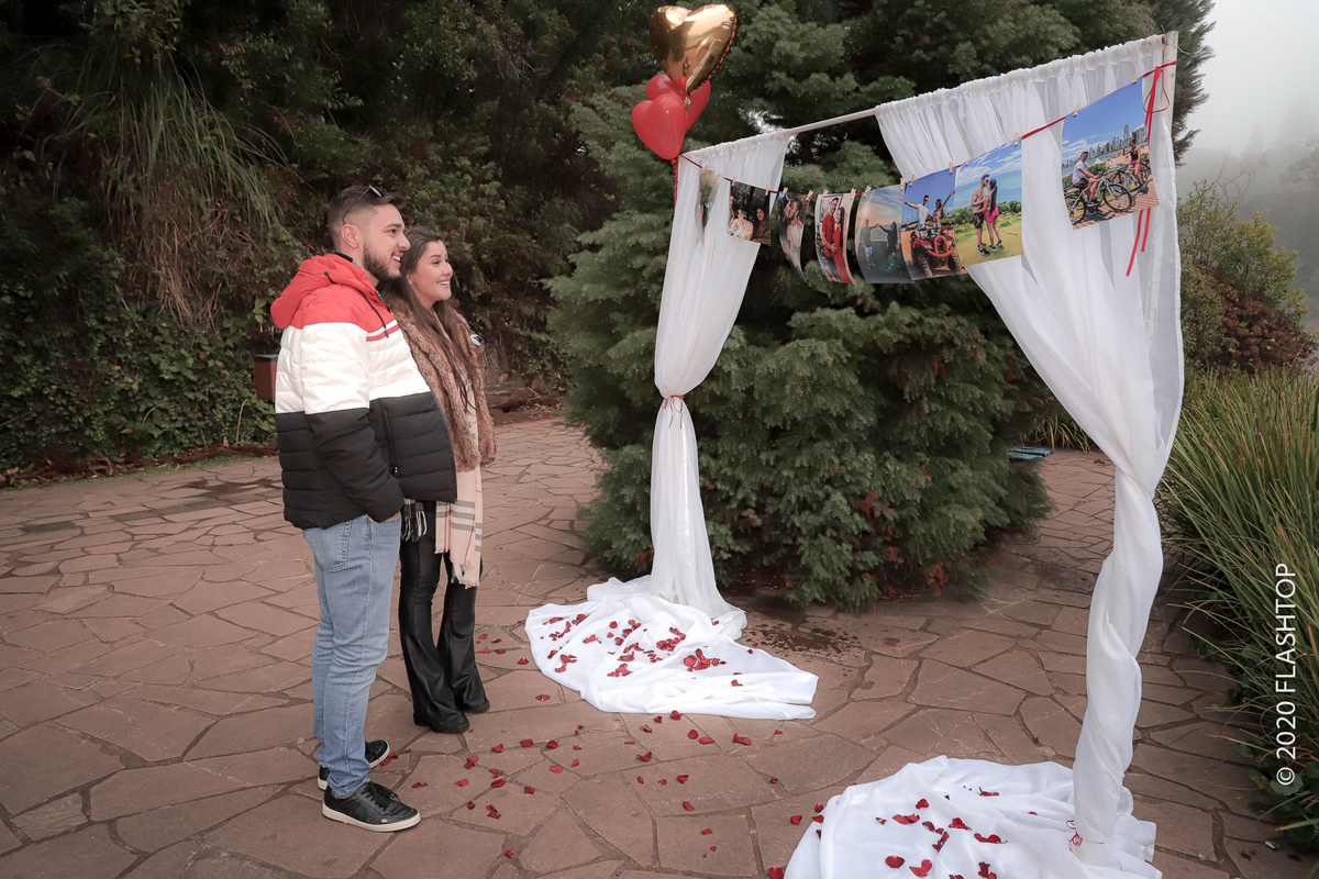 Pedido de casamento em Gramado às margens do Lago Negro