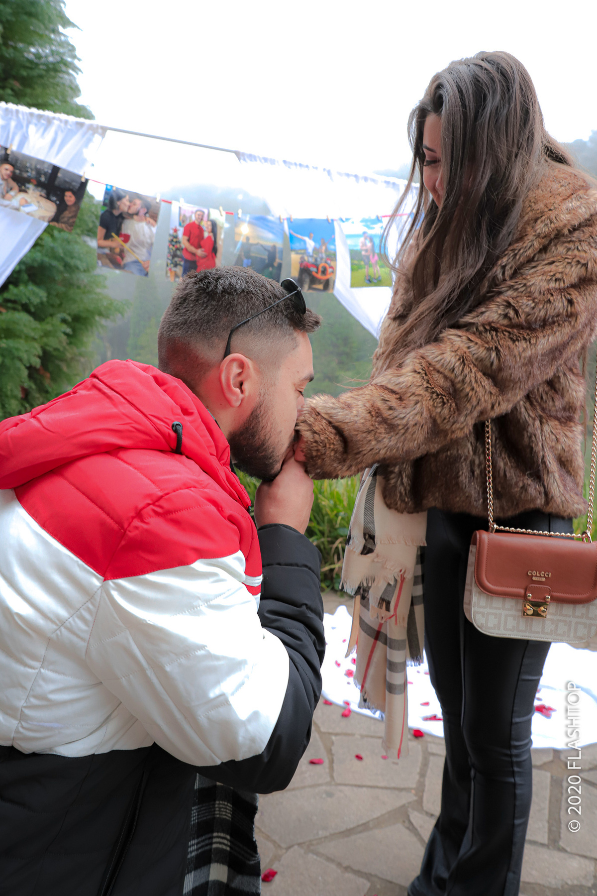 Pedido de casamento em Gramado às margens do Lago Negro
