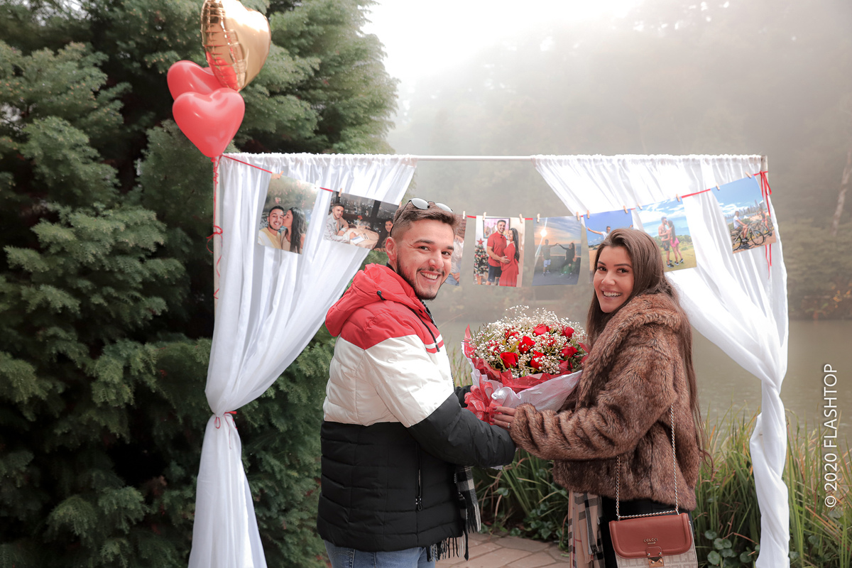Pedido de casamento em Gramado às margens do Lago Negro