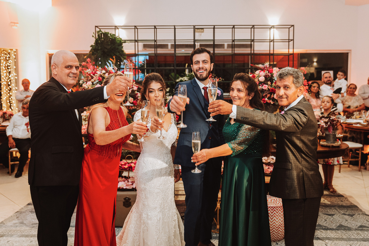 fotografo de casamentos em maringá momento do brinde