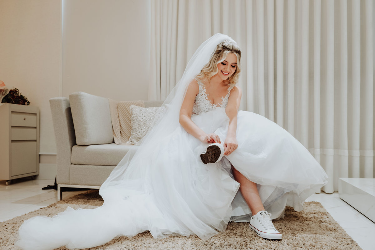 Making of Vestido de noiva princesa noiva de tênis branco