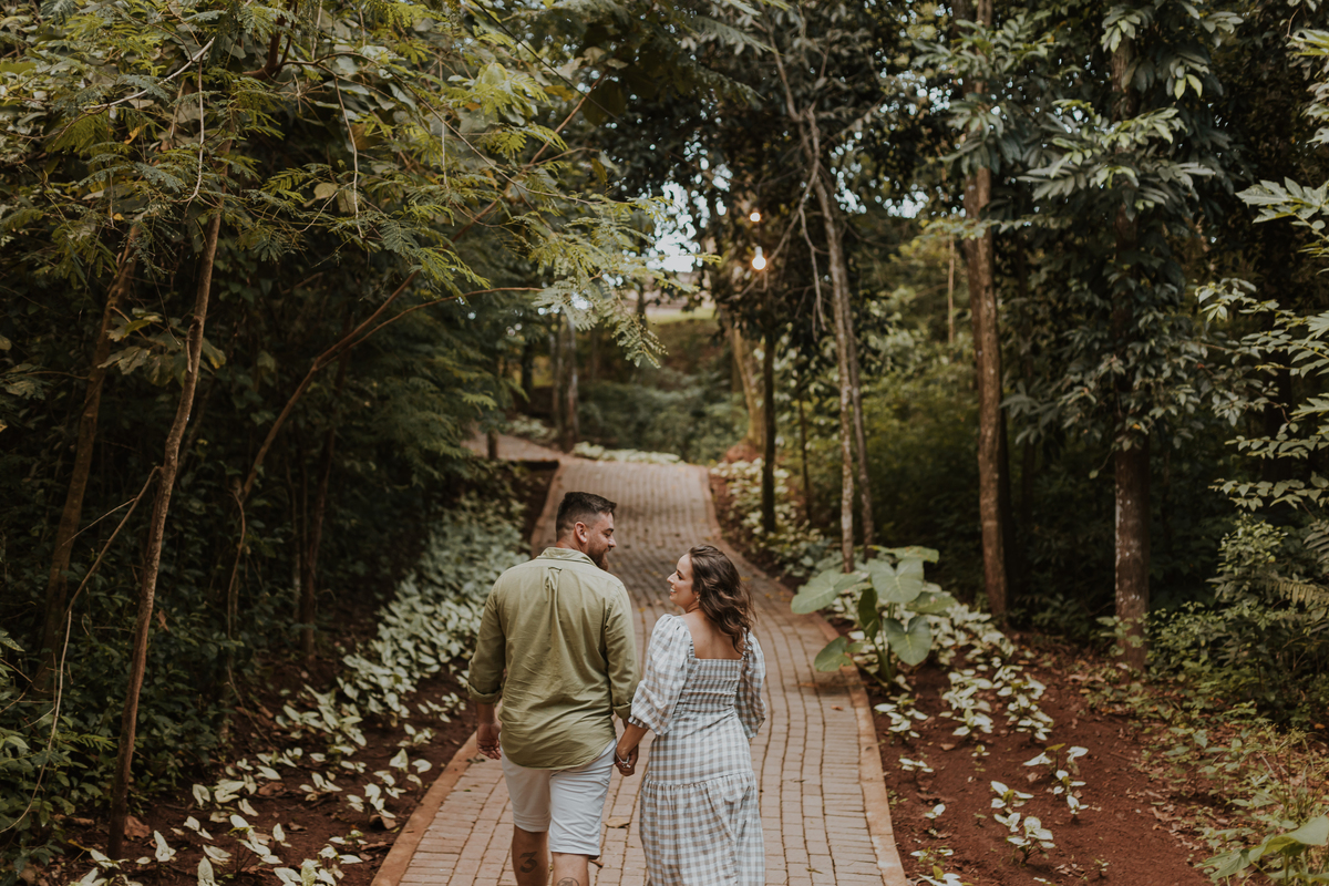 Pré wedding no meio da natureza em Maringá