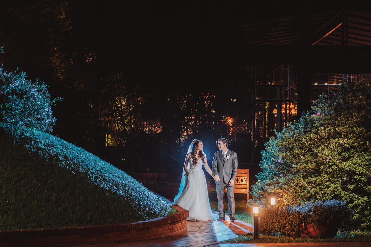 fotos de casamento no jardim a noite fotografo de casamentos