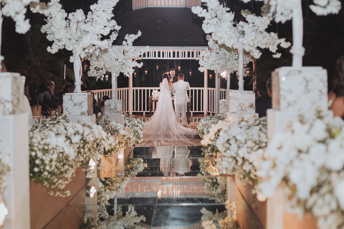 fotos de cerimonia de casamento toda em branco