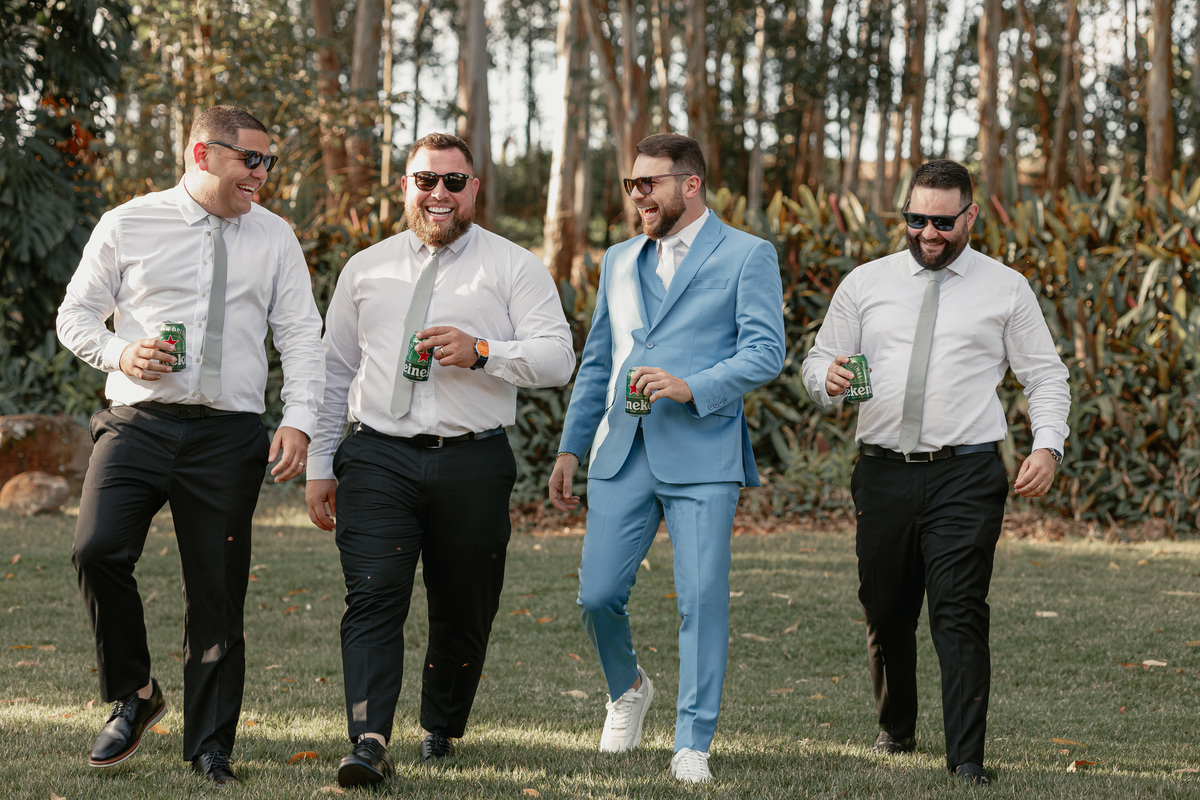 making of de noivo com padrinhos fotos criativas de noivo com padrinhios fotografo maringa