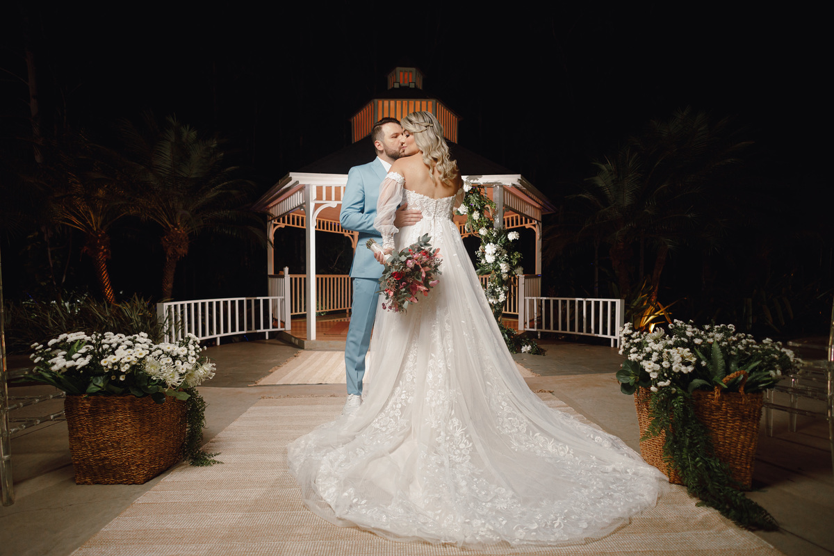  casamento externo em maringá eden garden retratos dos noivos 