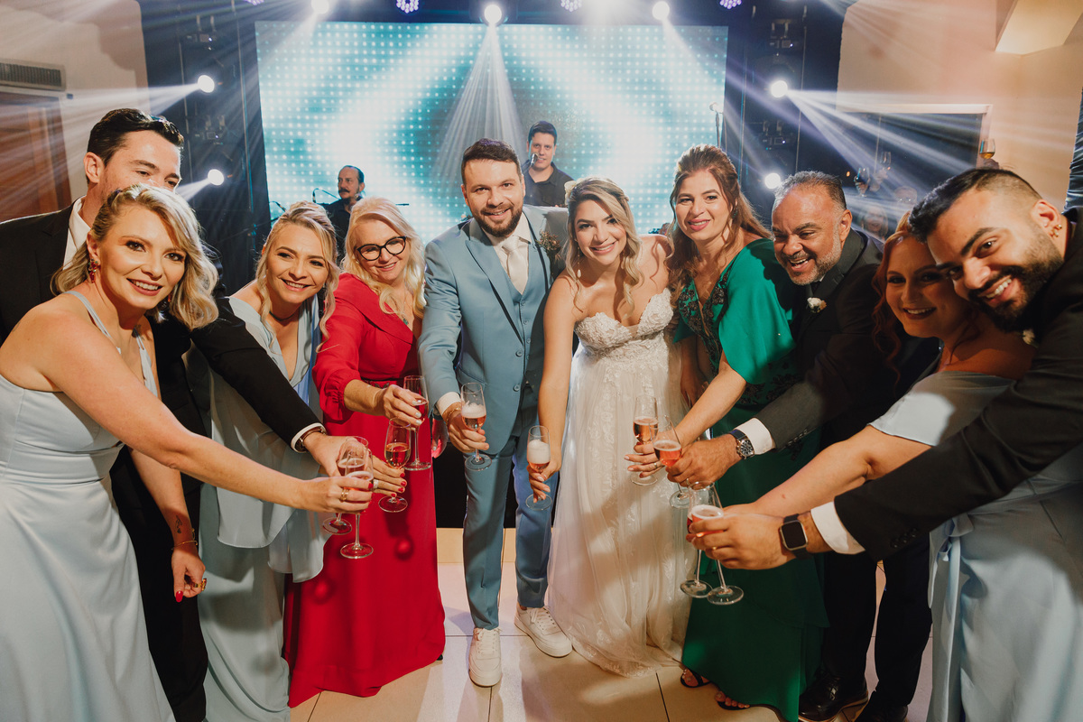 hora do brinde do casamento fotografo de casamentos em maringá