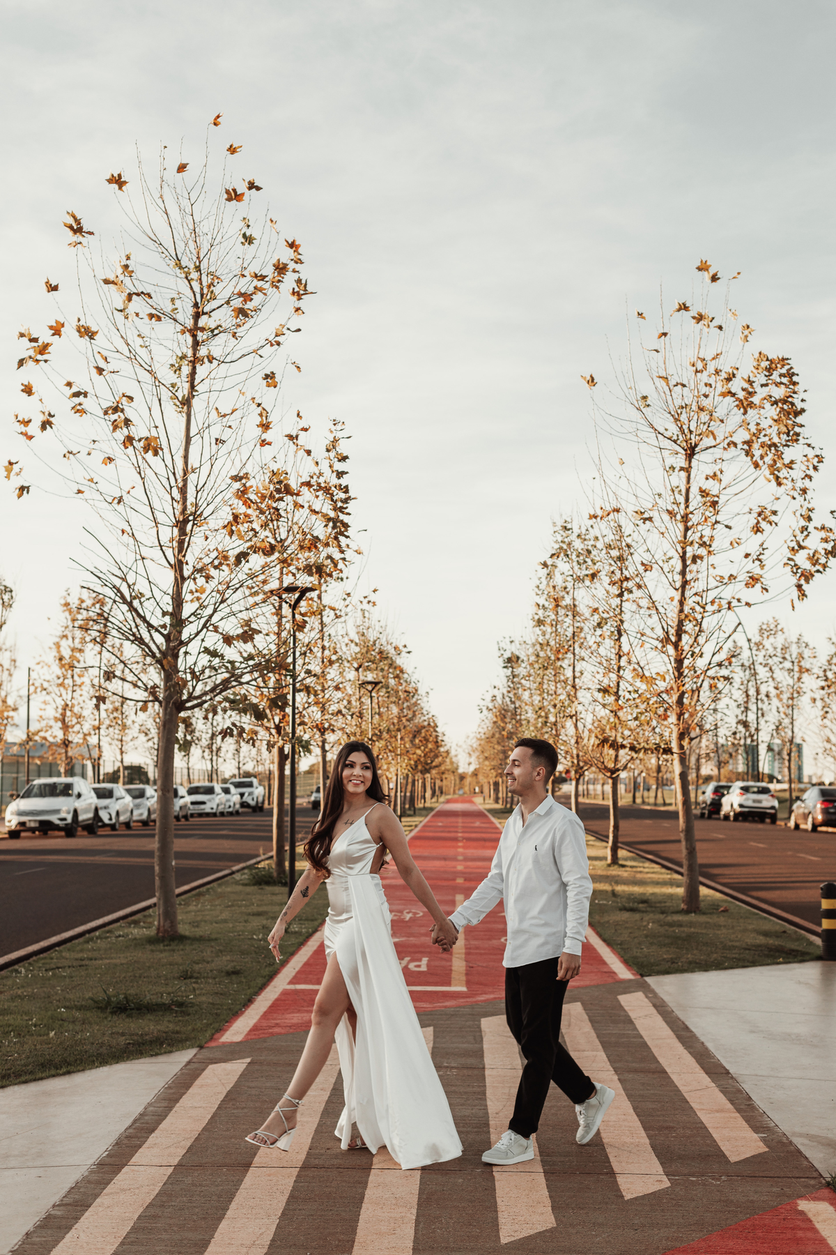 Ensaio de casal urbano minimalista ensaio externo ideias de fotos para casais pre wedding 