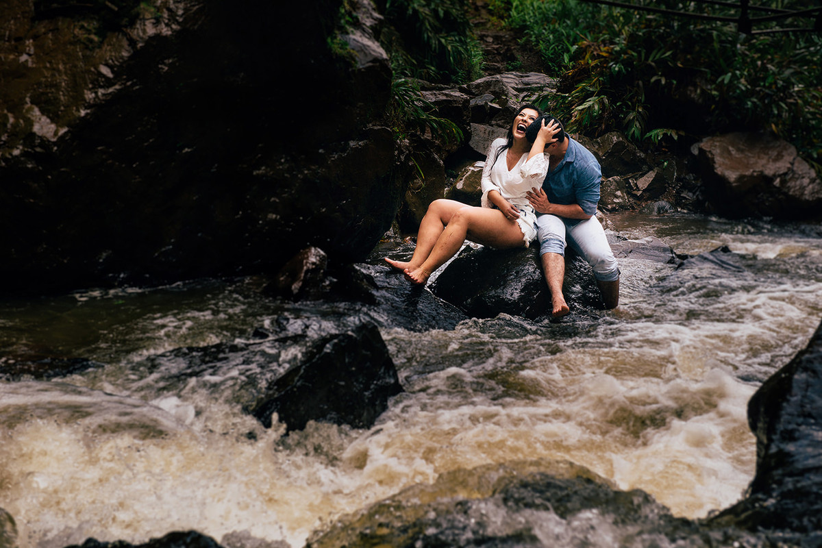 pré wedding na cachoeira