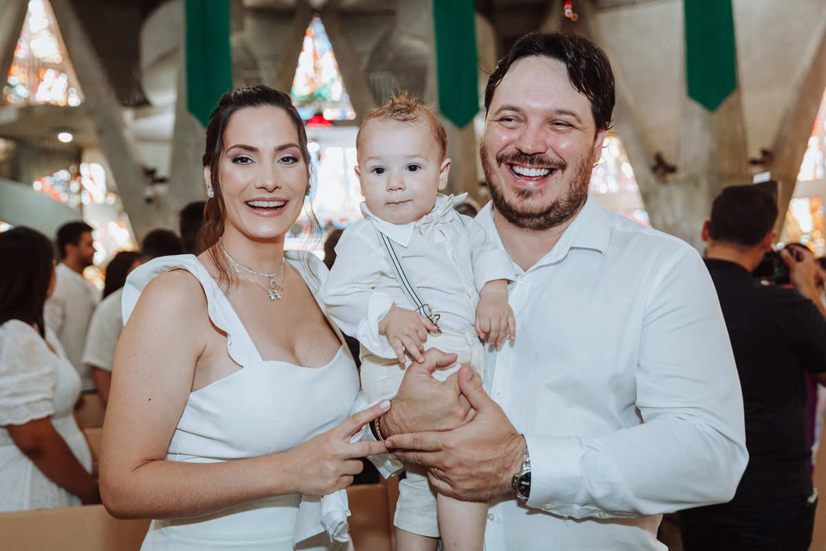fotos de familia, batizados em maringá, batizado de criança, fotos de batizado