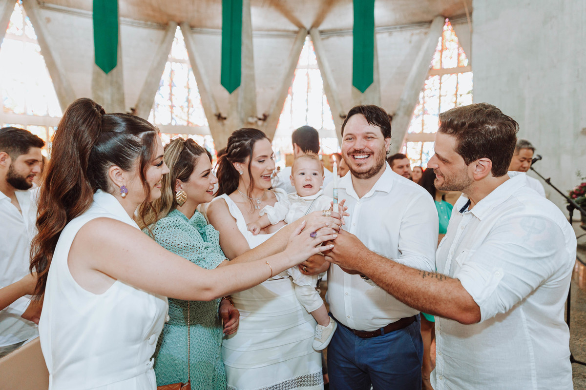 batizado catolico, fotos de familia na igreja, fotos de batizado 