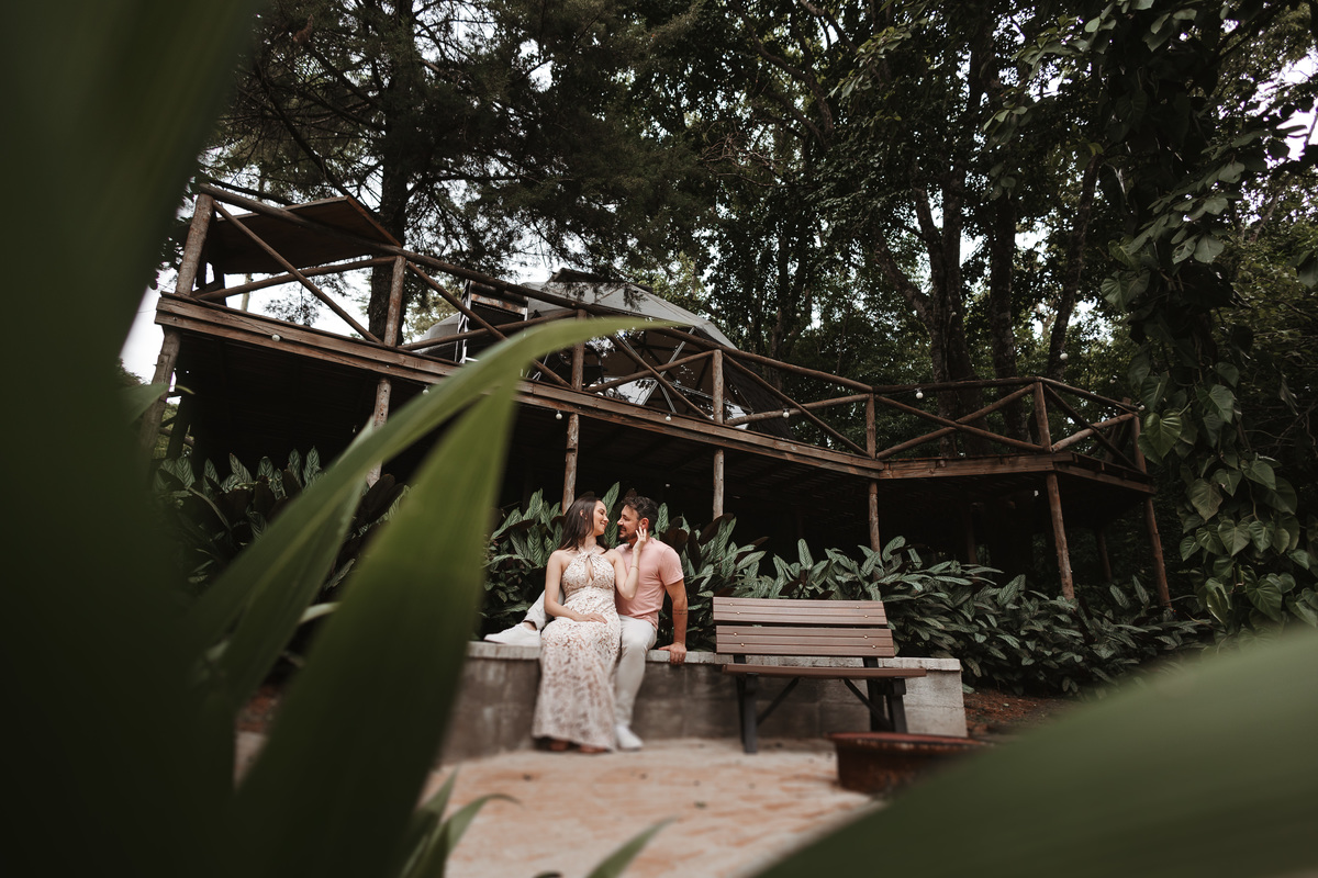 ensaio de casal na estancia paraiso chaca com chales em maringá e paiçandu 