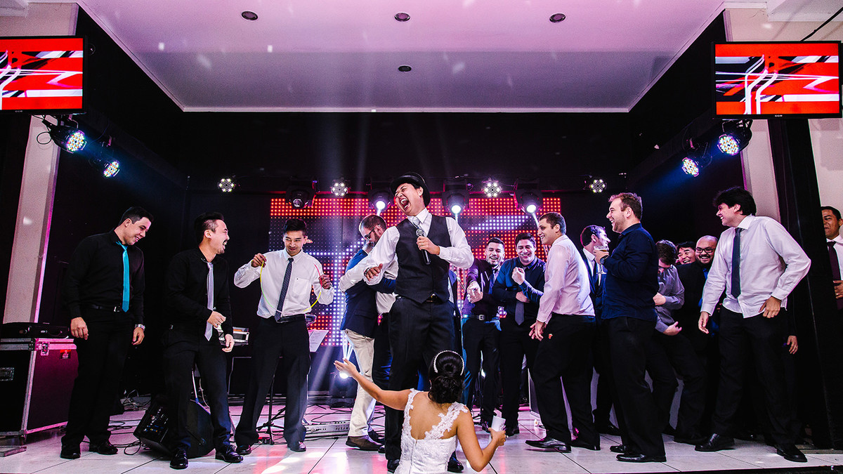 Foto de Rickardo Andrade de Casal se divertindo na balada