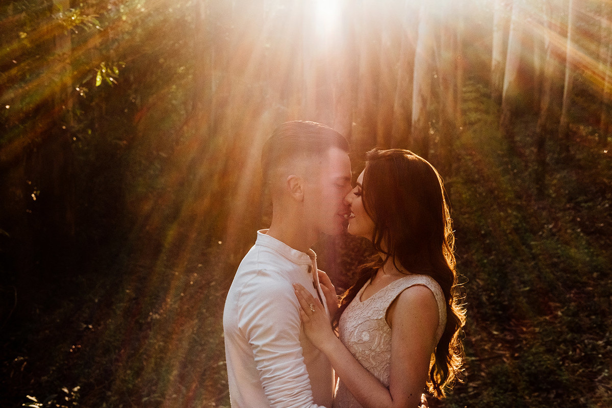 Pre Wedding em Eden Gardem com raios de sol