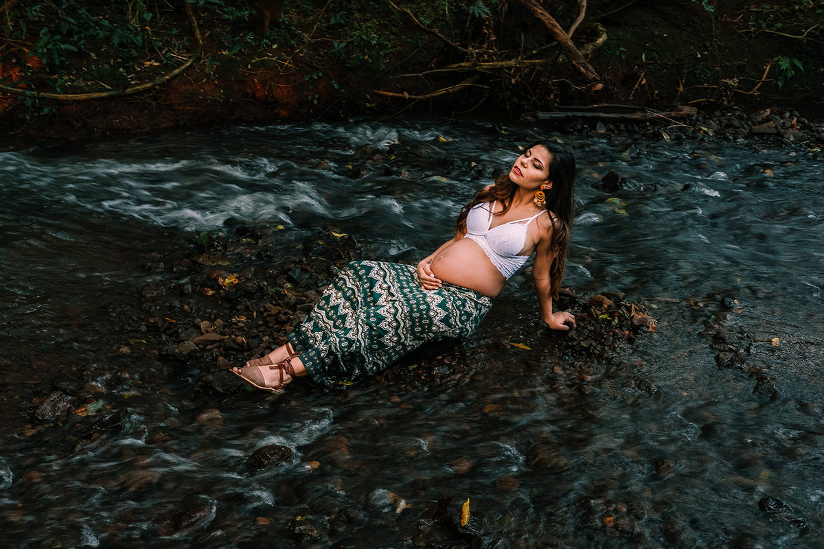 book d egestante foto em cachoeira