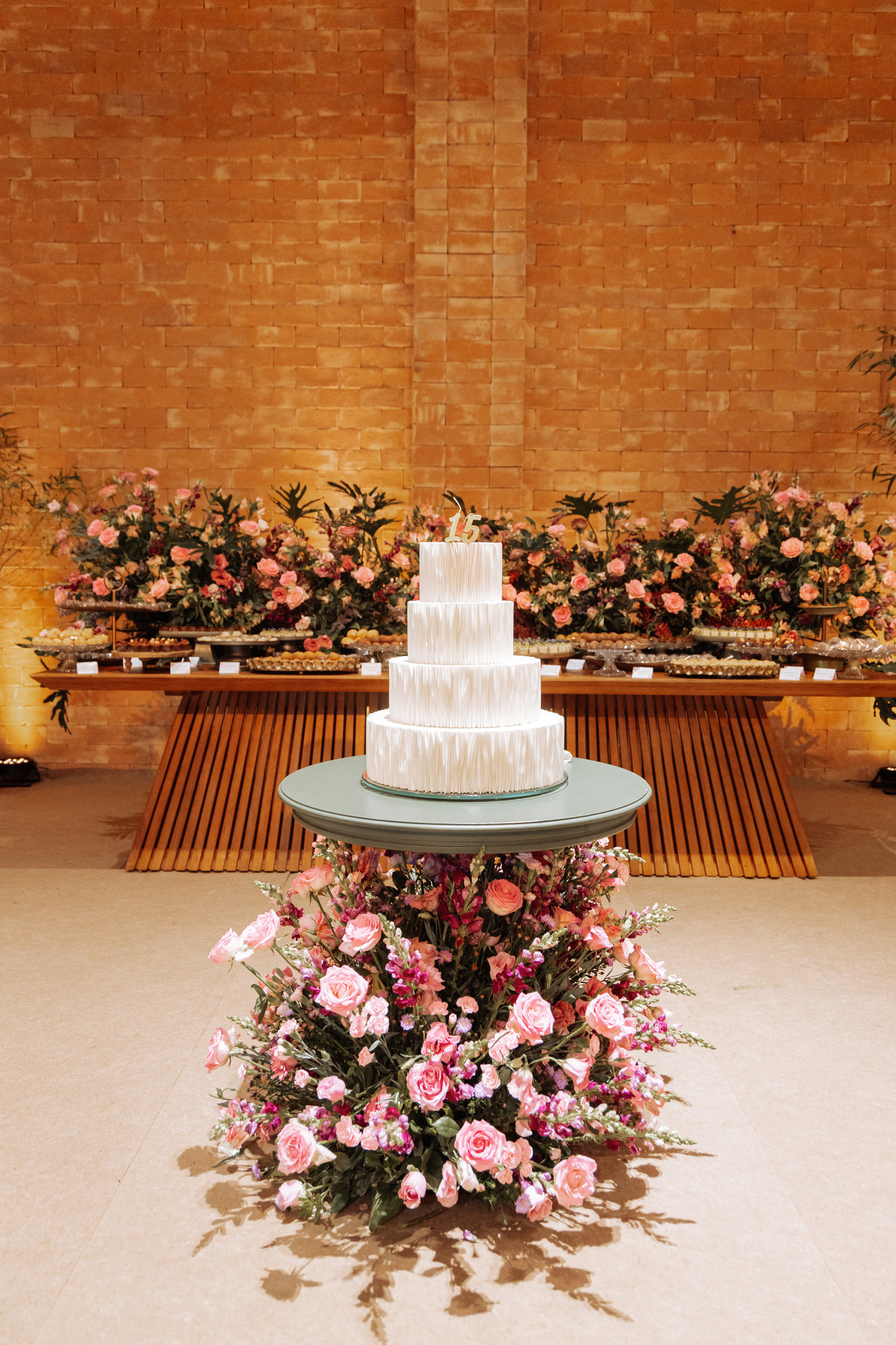 Decoração para festa de debutantes Casa Blanca Hall