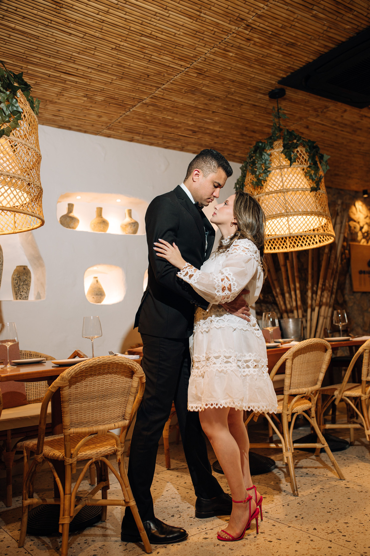 Dominique Restaurante fotos de pré-wedding 