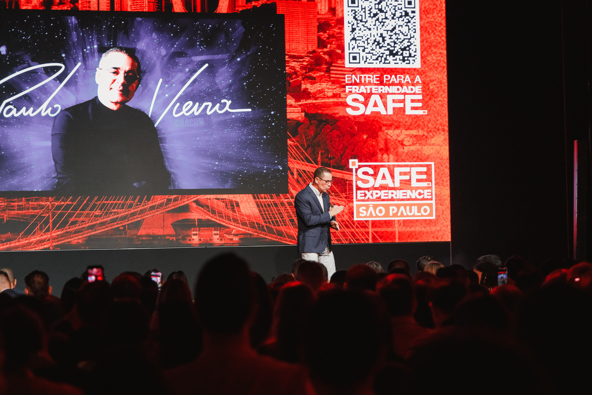 Fotos de profissionais em evento corporativa 