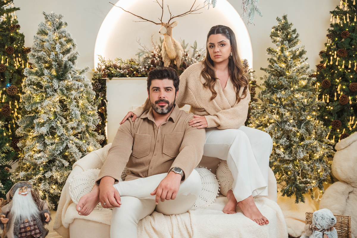 ensaio de Natal em maringa, estudio com cenários de natal 